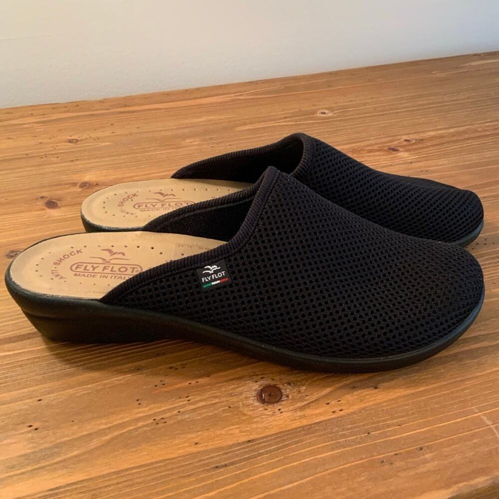 Fly Flot‎ black slippers size 9.5